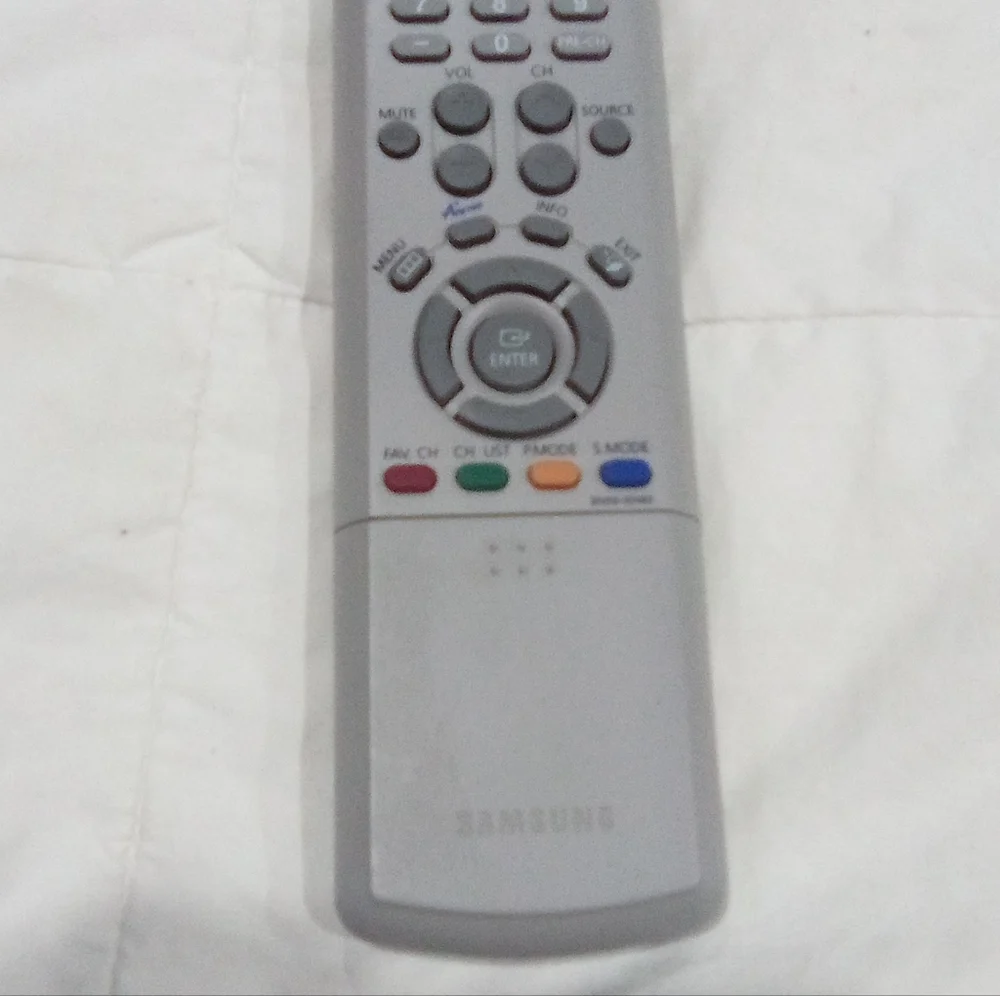 Samsung Silver Remote with Colorful Buttons Bn59-00462